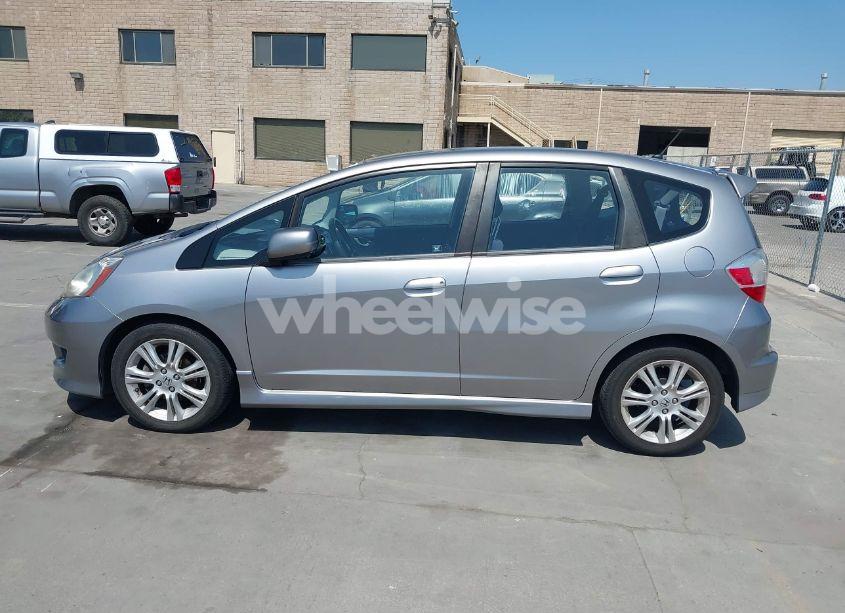 Photo 14 of 2010 Honda Fit SPORT (VIN JHMGE8H67AS018913)