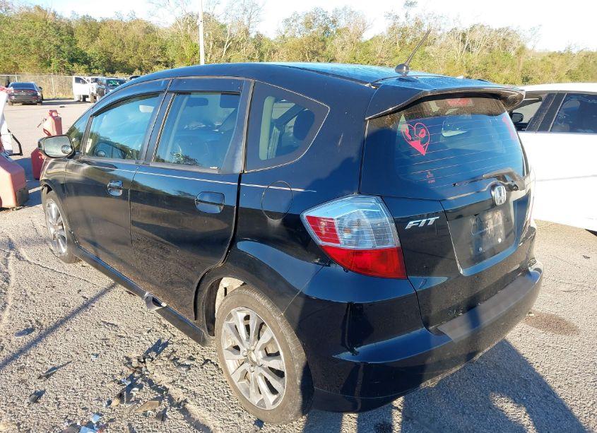 Photo 3 of 2013 Honda Fit SPORT (VIN JHMGE8H68DC057864)