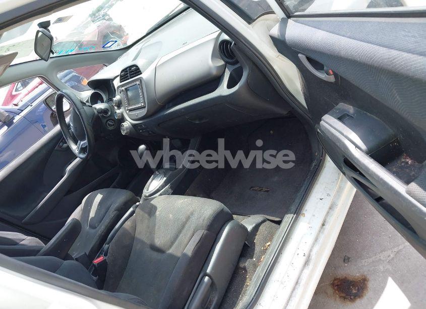 Photo 5 of 2011 Honda Fit SPORT (VIN JHMGE8H69BC026040)