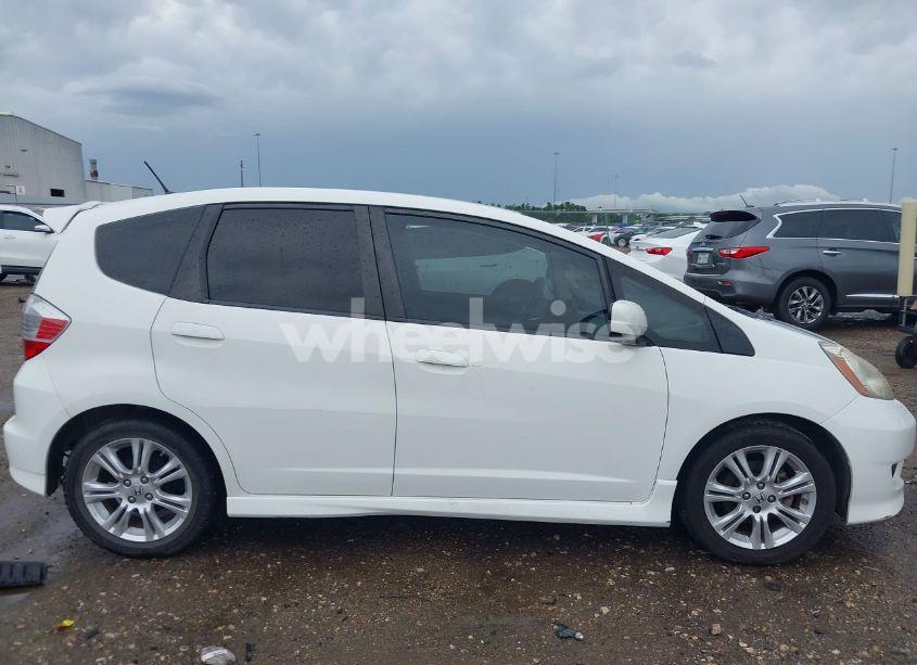 Photo 13 of 2010 Honda Fit SPORT (VIN JHMGE8H6XAC015272)