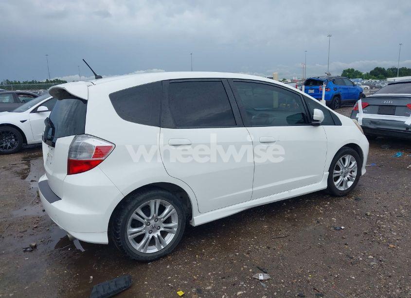 Photo 4 of 2010 Honda Fit SPORT (VIN JHMGE8H6XAC015272)