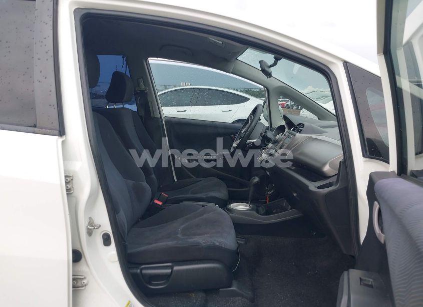 Photo 5 of 2010 Honda Fit SPORT (VIN JHMGE8H6XAC015272)