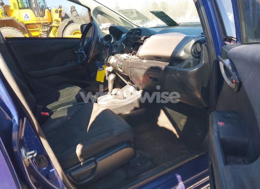 Photo 5 of 2011 Honda Fit SPORT (VIN JHMGE8H6XBC005102)