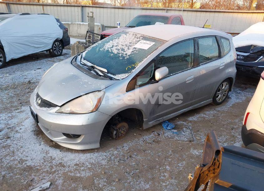 Photo 2 of 2011 Honda Fit SPORT (VIN JHMGE8H6XBC014673)