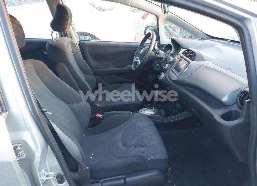 Photo 5 of 2011 Honda Fit SPORT (VIN JHMGE8H6XBC014673)