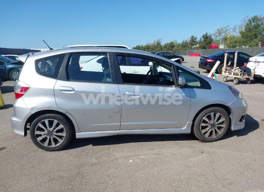 Photo 12 of 2013 Honda Fit SPORT (VIN JHMGE8H6XDC022677)