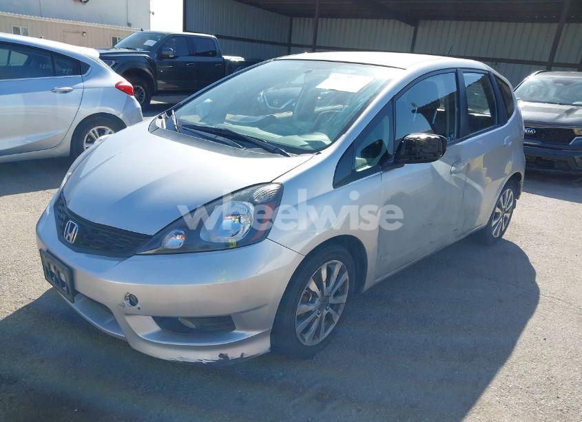 Photo 2 of 2013 Honda Fit SPORT (VIN JHMGE8H6XDC022677)