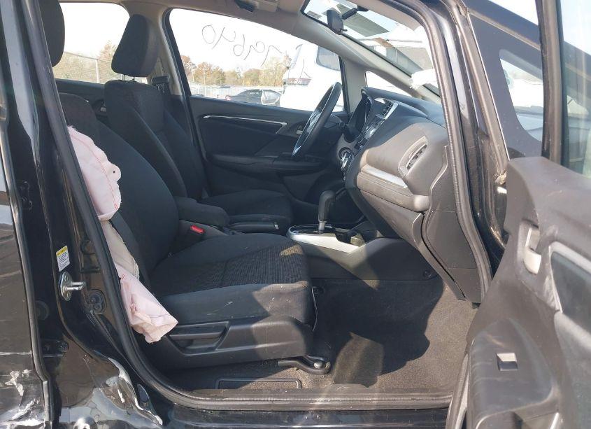 Photo 5 of 2016 Honda Fit LX (VIN JHMGK5H50GX006516)