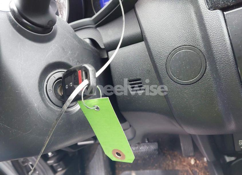 Photo 11 of 2016 Honda Fit LX (VIN JHMGK5H50GX008346)