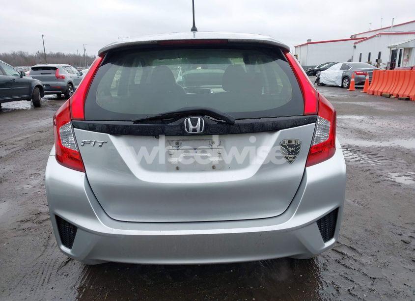 Photo 16 of 2016 Honda Fit LX (VIN JHMGK5H50GX008346)