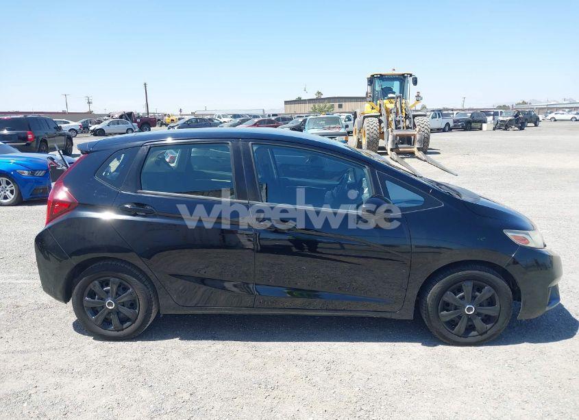 Photo 13 of 2016 Honda Fit LX (VIN JHMGK5H50GX015491)