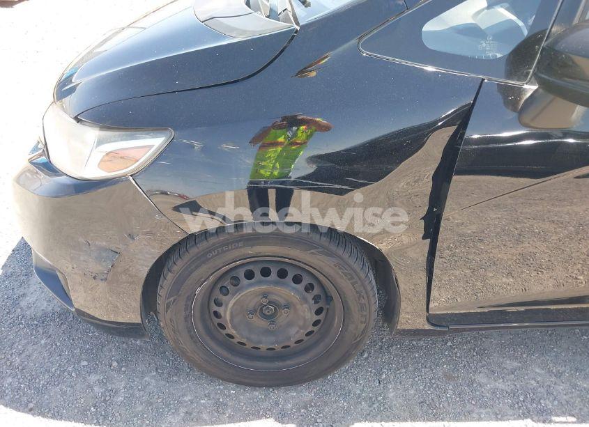 Photo 6 of 2016 Honda Fit LX (VIN JHMGK5H50GX015491)