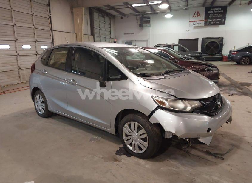 2016 Honda Fit LX (VIN JHMGK5H50GX015698) main photo