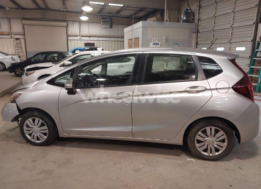Photo 14 of 2016 Honda Fit LX (VIN JHMGK5H50GX015698)