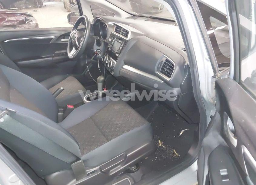 Photo 5 of 2016 Honda Fit LX (VIN JHMGK5H50GX015698)