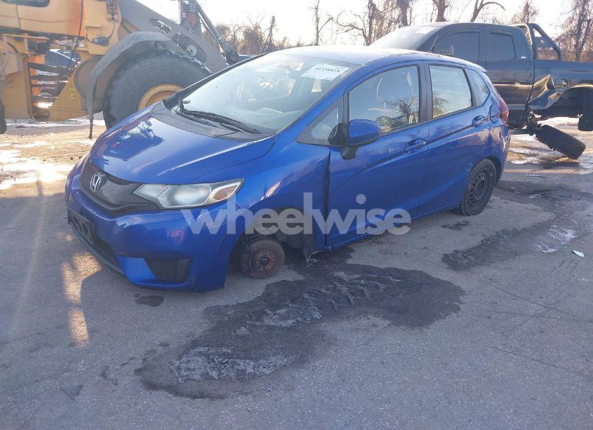 Photo 2 of 2016 Honda Fit LX (VIN JHMGK5H50GX020464)