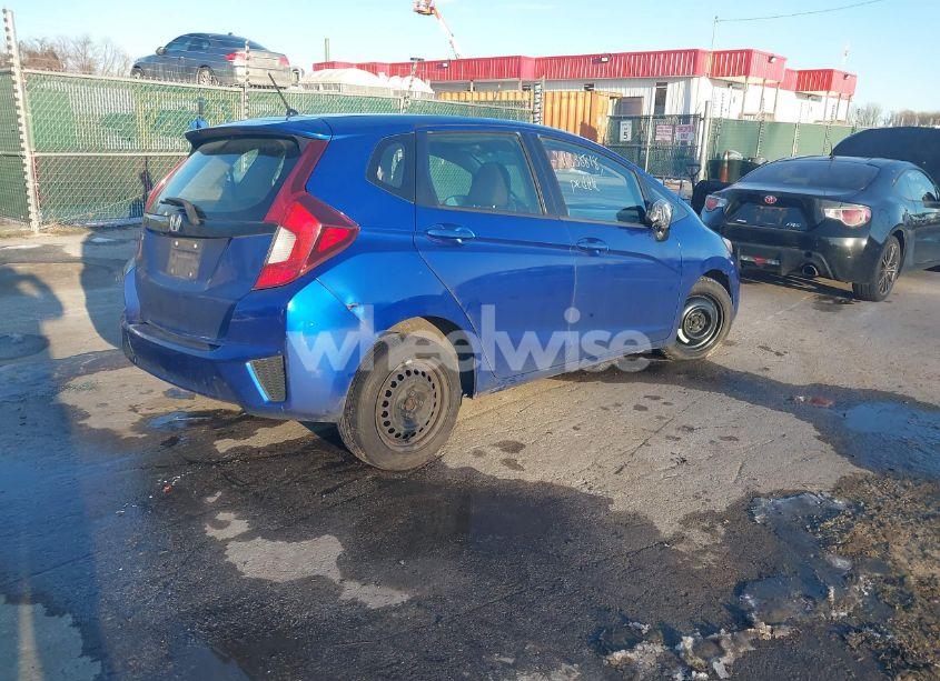 Photo 4 of 2016 Honda Fit LX (VIN JHMGK5H50GX020464)