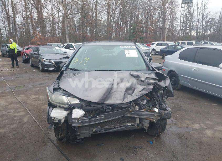 Photo 12 of 2016 Honda Fit LX (VIN JHMGK5H51GS010409)