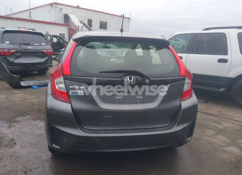 Photo 16 of 2016 Honda Fit LX (VIN JHMGK5H51GS010409)