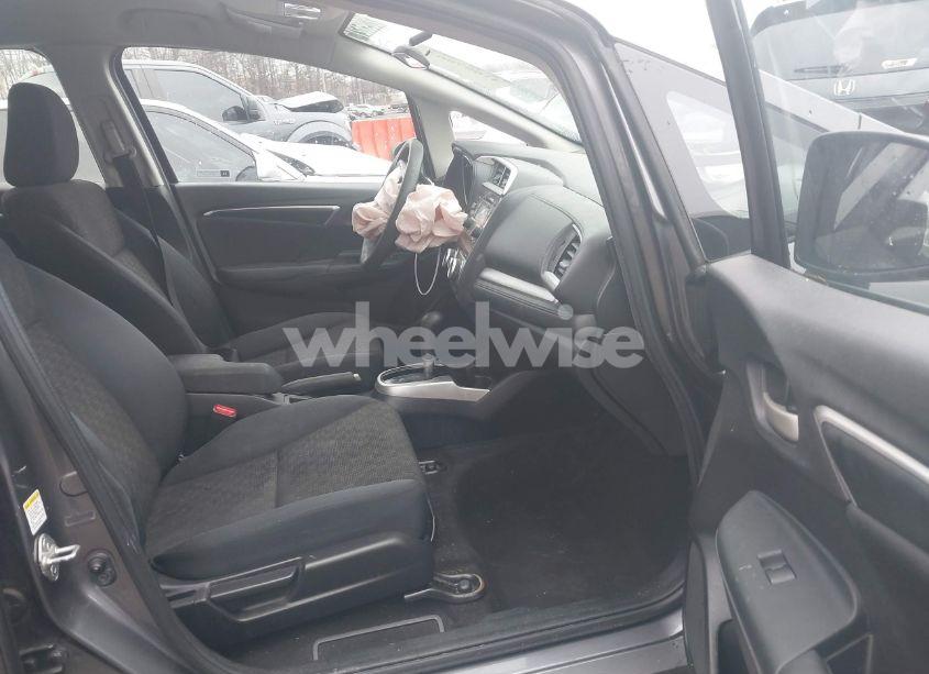 Photo 5 of 2016 Honda Fit LX (VIN JHMGK5H51GS010409)