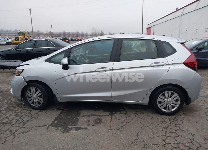 Photo 14 of 2016 Honda Fit LX (VIN JHMGK5H51GS011303)