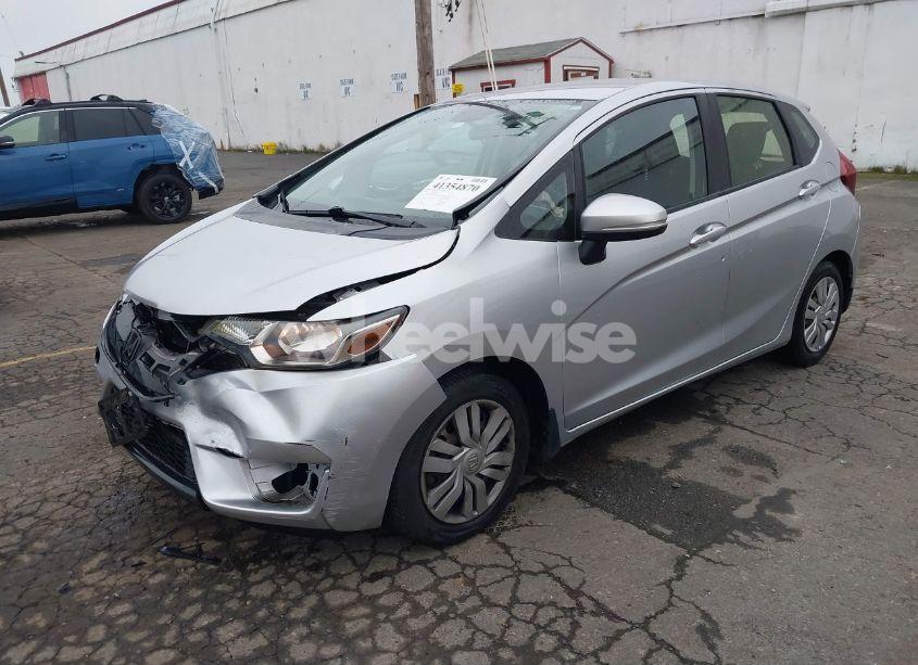 Photo 2 of 2016 Honda Fit LX (VIN JHMGK5H51GS011303)