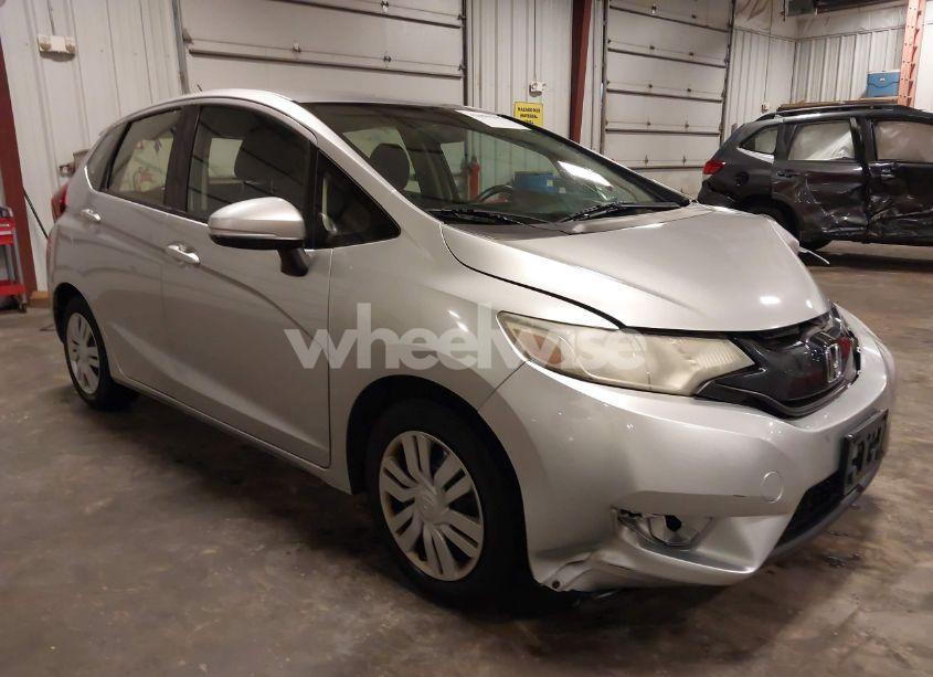 2016 Honda Fit LX (VIN JHMGK5H51GX009912) main photo