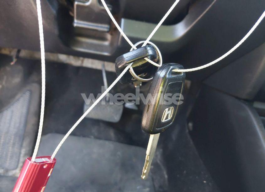 Photo 11 of 2016 Honda Fit LX (VIN JHMGK5H51GX009912)