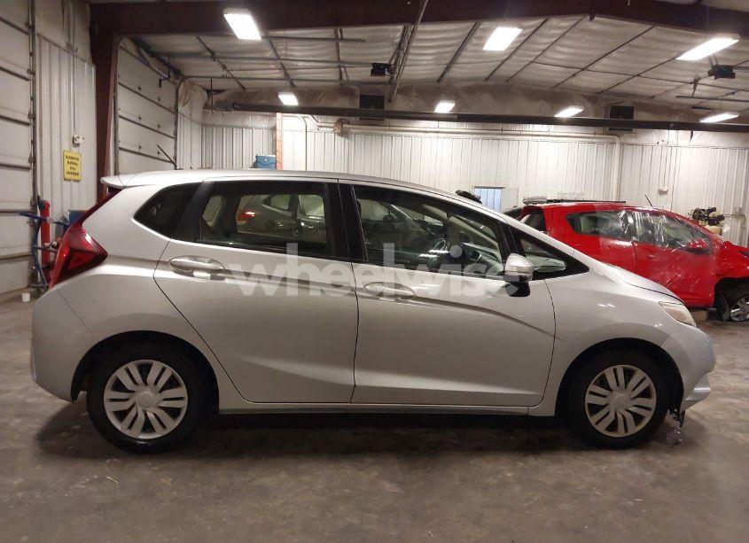 Photo 14 of 2016 Honda Fit LX (VIN JHMGK5H51GX009912)