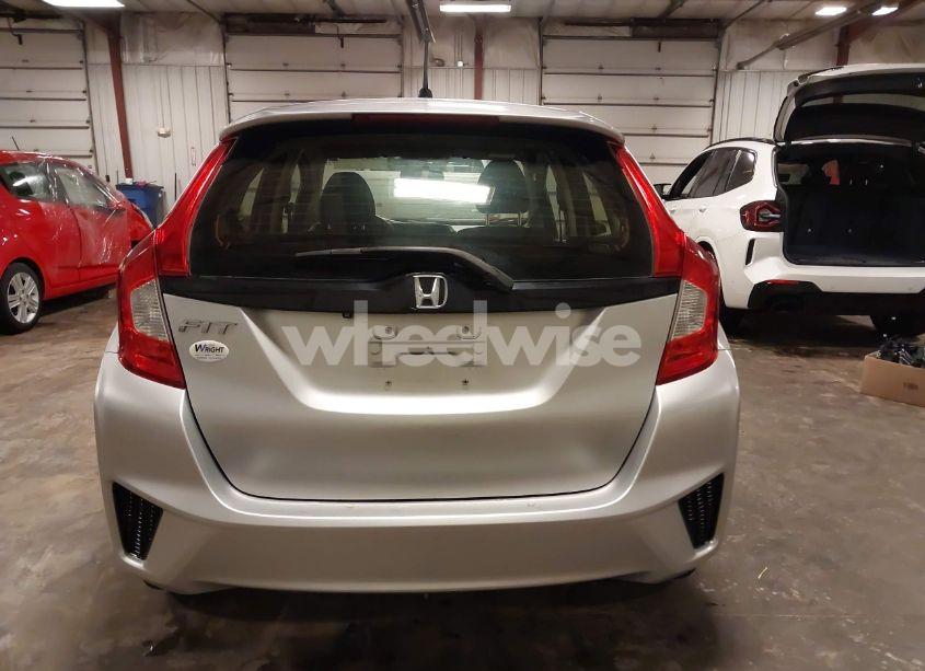 Photo 17 of 2016 Honda Fit LX (VIN JHMGK5H51GX009912)