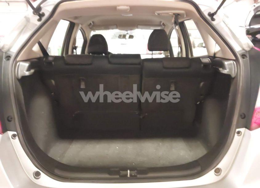 Photo 18 of 2016 Honda Fit LX (VIN JHMGK5H51GX009912)