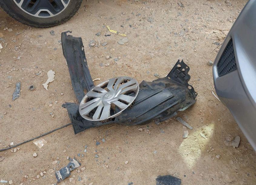 Photo 12 of 2017 Honda Fit LX (VIN JHMGK5H51HS010038)