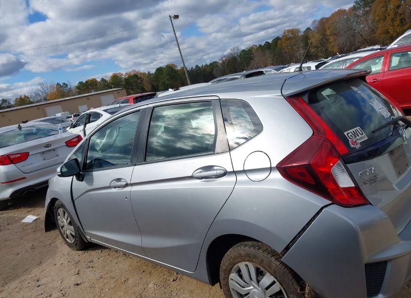 Photo 15 of 2017 Honda Fit LX (VIN JHMGK5H51HS010038)