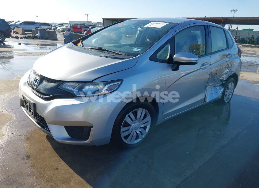 Photo 2 of 2016 Honda Fit LX (VIN JHMGK5H52GX009255)
