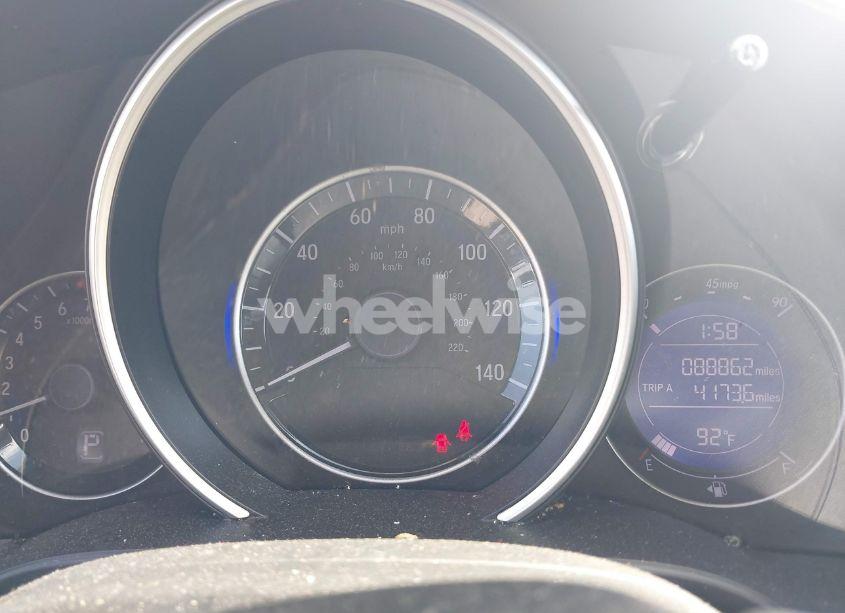 Photo 15 of 2016 Honda Fit LX (VIN JHMGK5H52GX019509)