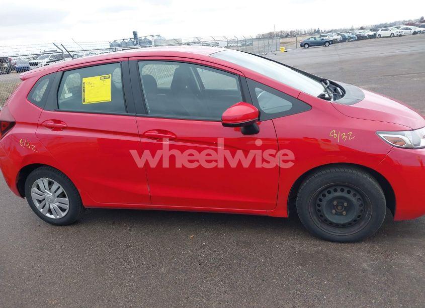 Photo 13 of 2016 Honda Fit LX (VIN JHMGK5H52GX030560)