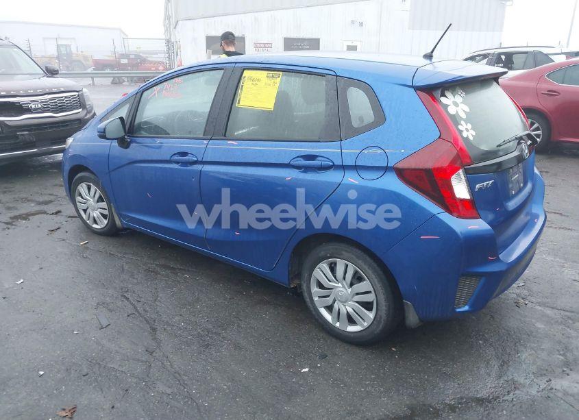 Photo 3 of 2017 Honda Fit LX (VIN JHMGK5H52HS013224)