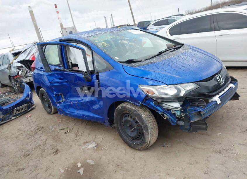 2017 Honda Fit LX (VIN JHMGK5H52HS022182) main photo