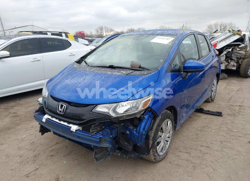 Photo 2 of 2017 Honda Fit LX (VIN JHMGK5H52HS022182)