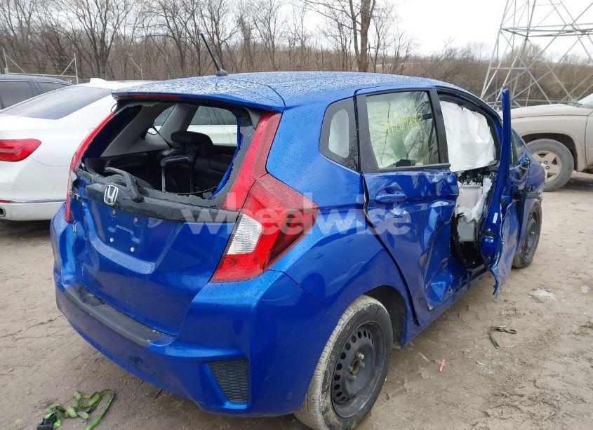 Photo 4 of 2017 Honda Fit LX (VIN JHMGK5H52HS022182)