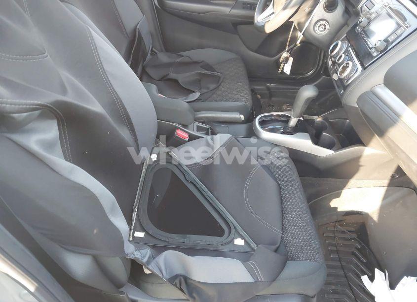 Photo 5 of 2016 Honda Fit LX (VIN JHMGK5H53GS002151)