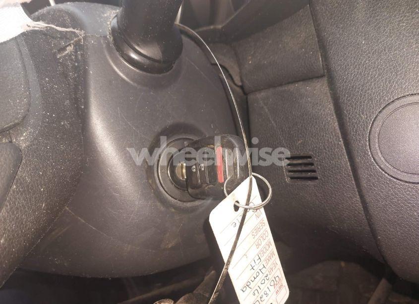 Photo 11 of 2016 Honda Fit LX (VIN JHMGK5H53GX014934)