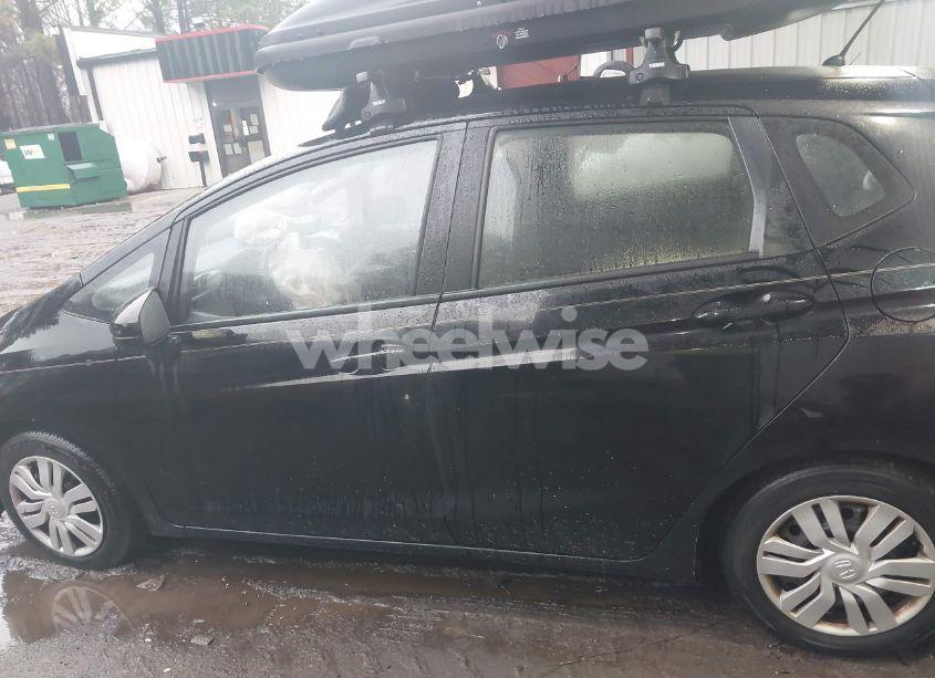 Photo 14 of 2016 Honda Fit LX (VIN JHMGK5H53GX014934)