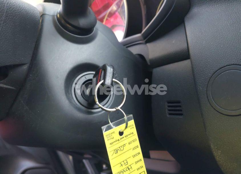 Photo 11 of 2016 Honda Fit LX (VIN JHMGK5H53GX028364)