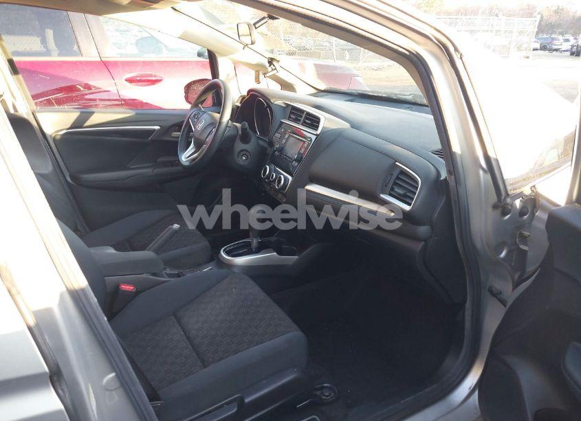 Photo 5 of 2016 Honda Fit LX (VIN JHMGK5H53GX028364)