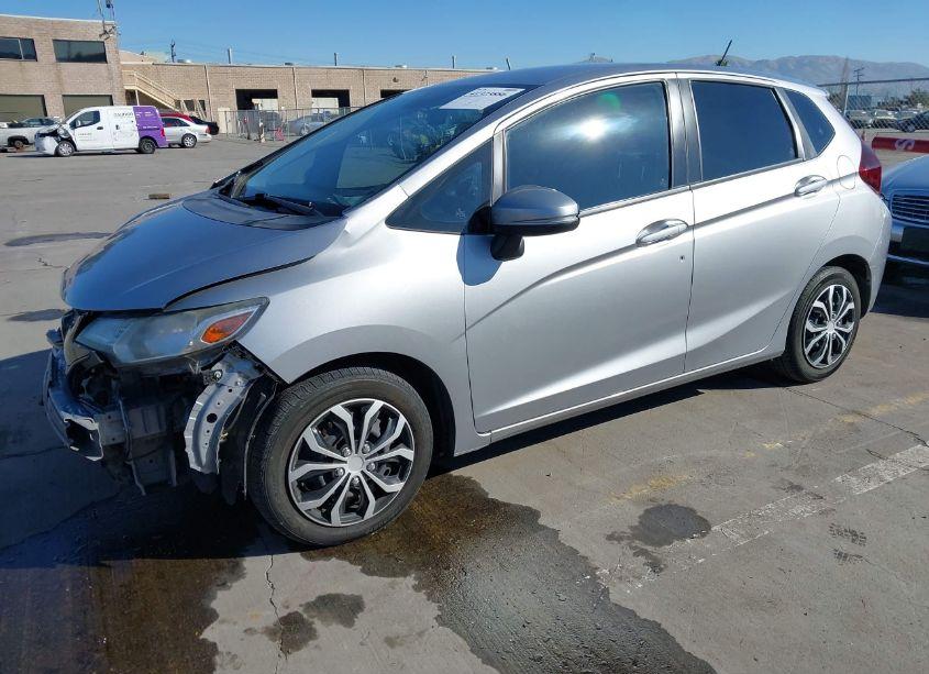 Photo 2 of 2017 Honda Fit LX (VIN JHMGK5H53HS018657)