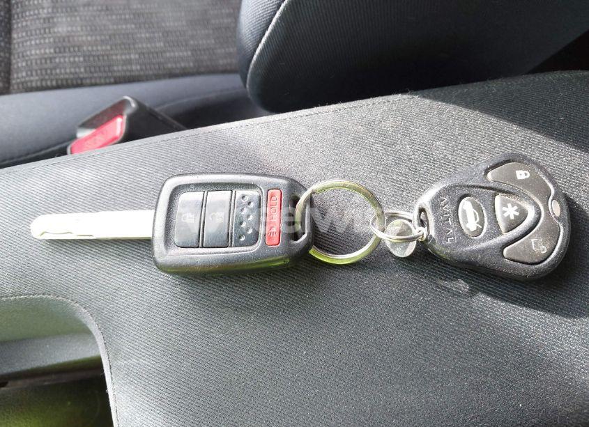 Photo 11 of 2016 Honda Fit LX (VIN JHMGK5H54GS005978)