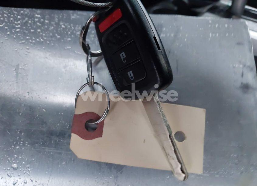 Photo 11 of 2016 Honda Fit LX (VIN JHMGK5H54GX004543)