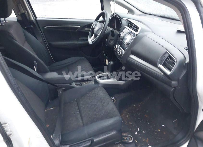 Photo 5 of 2016 Honda Fit LX (VIN JHMGK5H54GX004543)