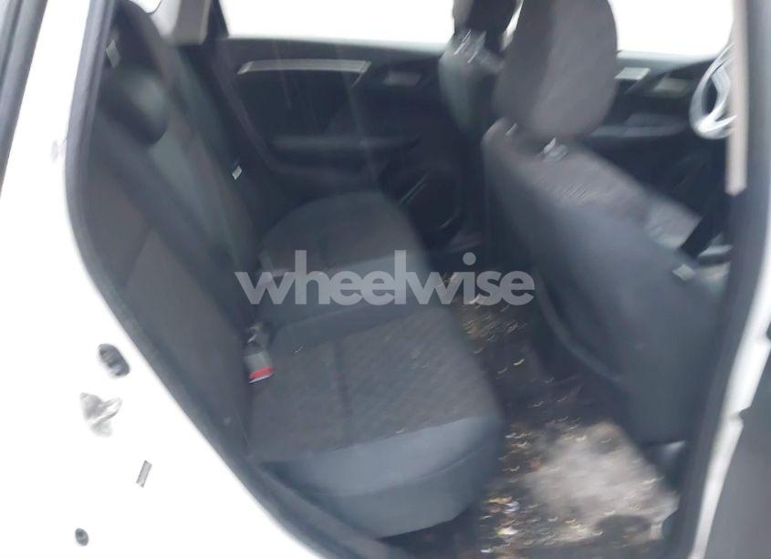 Photo 8 of 2016 Honda Fit LX (VIN JHMGK5H54GX004543)